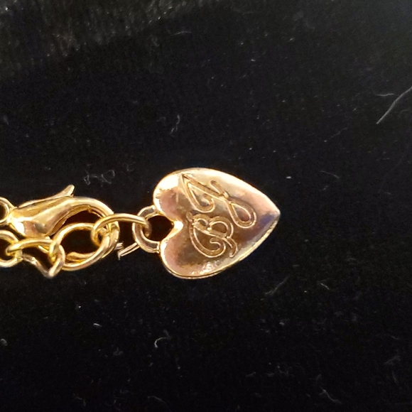 New Betsey Johnson Long Gold Tone Chain Rhinestone Spider Pendant Necklace. - Picture 4 of 11